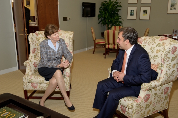 Shaheen meets with Georgian Prime Minister Nika Gilauri